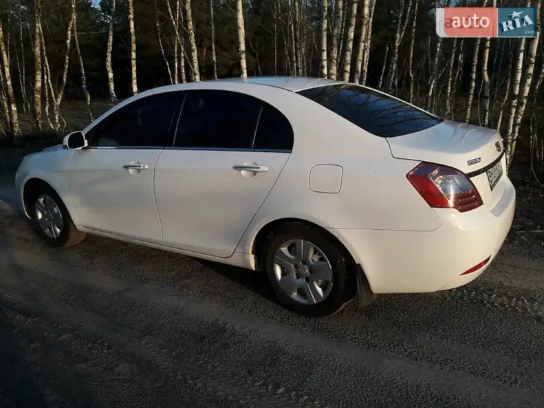 Geely Emgrand EC7 2013