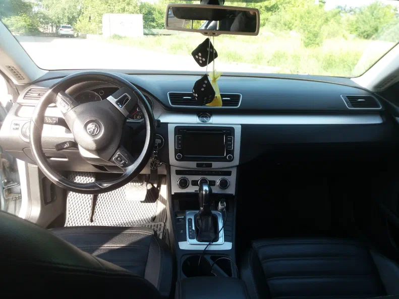 Volkswagen Passat CC 2012 - 10