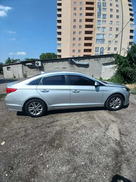 Hyundai Sonata 2017 - 10