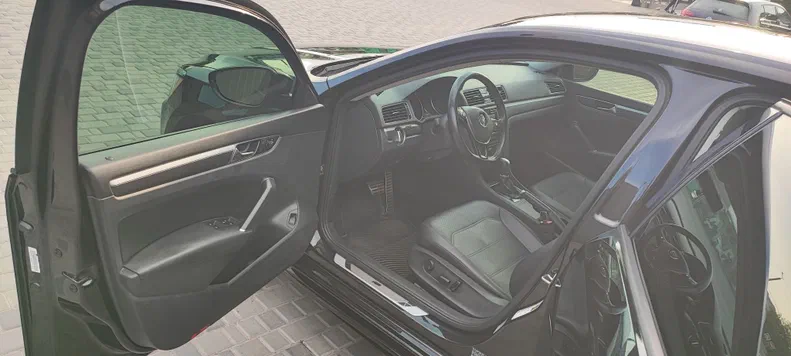 Volkswagen Passat 2018 - 11