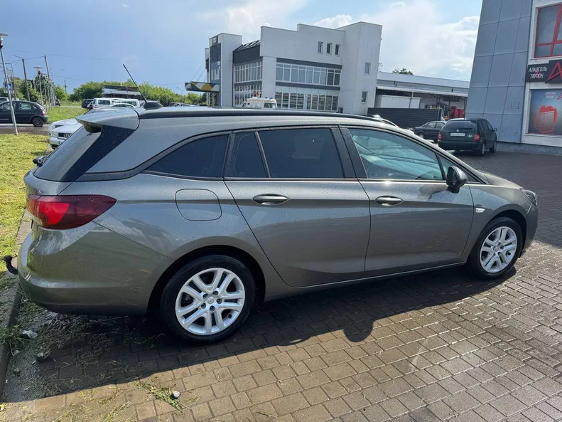 Opel Astra 2019 - 16