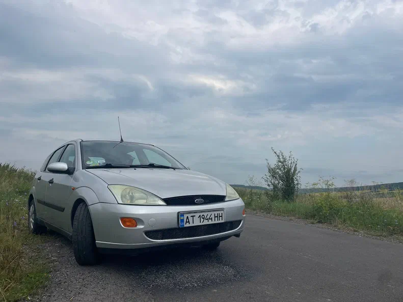 Ford Focus 2000 - 6