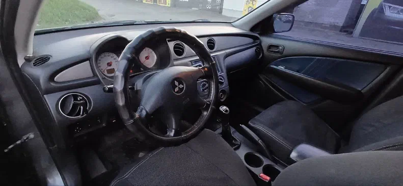 Mitsubishi Outlander 2008 - 13