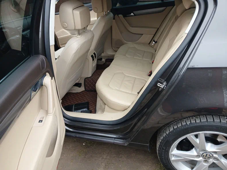 Volkswagen Passat 2011