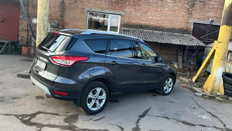 Ford Kuga 2015
