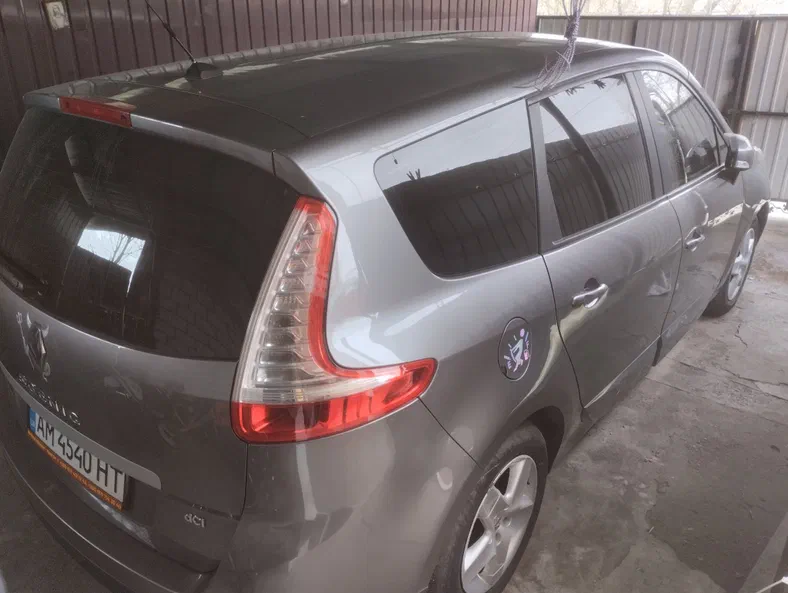 Renault Scenic 2014 - 8