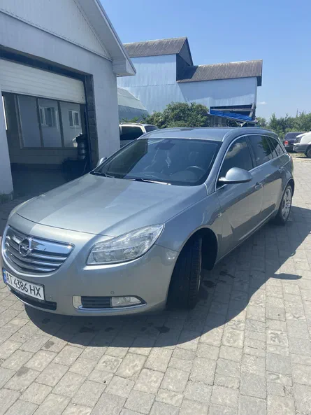 Opel Insignia 2011