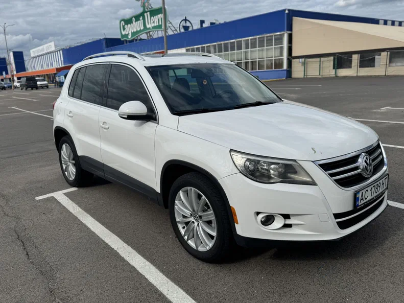 Volkswagen Tiguan 2011