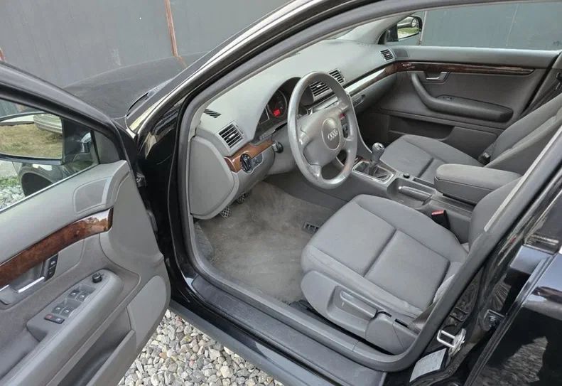 Audi A4 2005 - 5