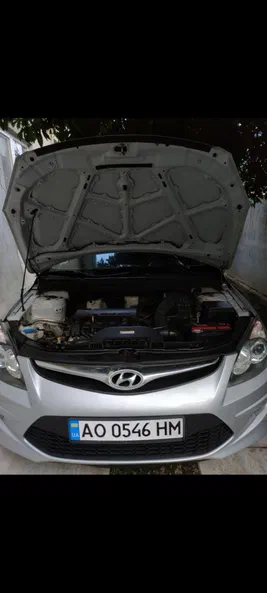 Hyundai i30 2011 - 13