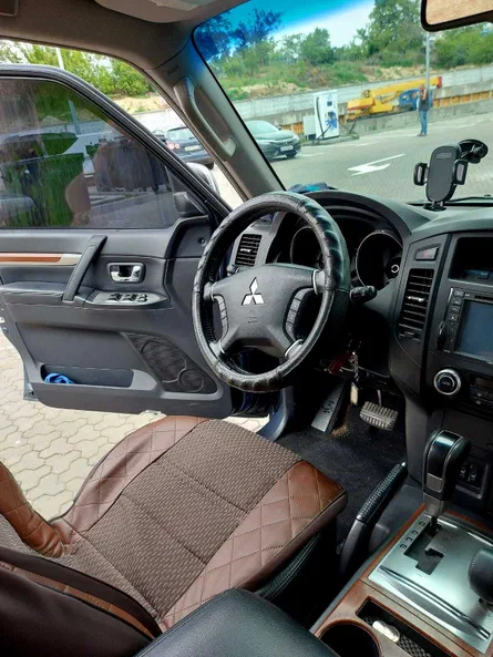 Mitsubishi Pajero 2008