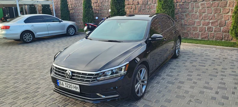 Volkswagen Passat 2018 - 19