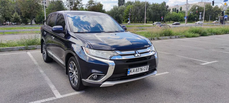 Mitsubishi Outlander 2016