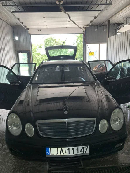 Mercedes-Benz E-Клас 2003 - 11