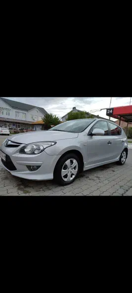 Hyundai i30 2011