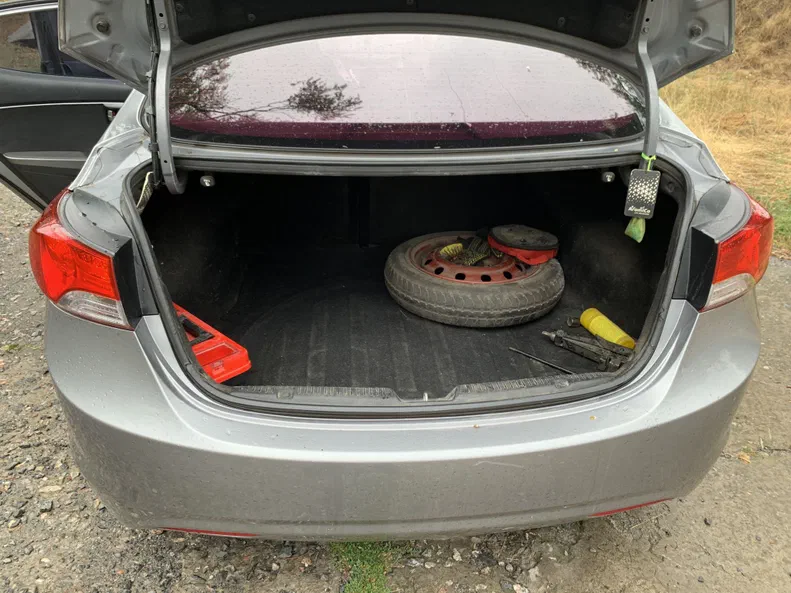 Hyundai Elantra 2012