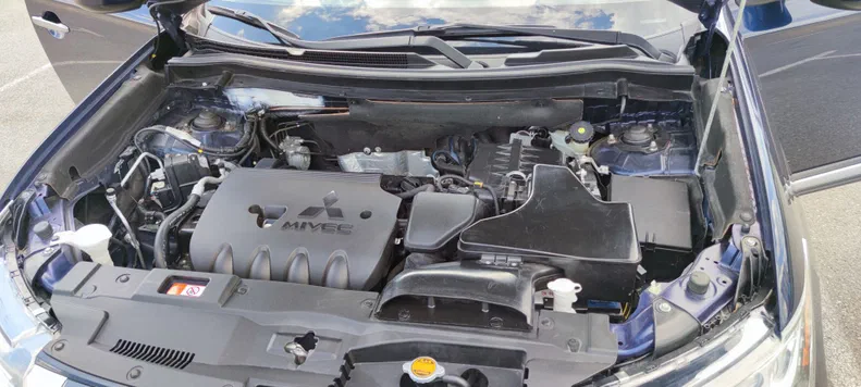 Mitsubishi Outlander 2016 - 11