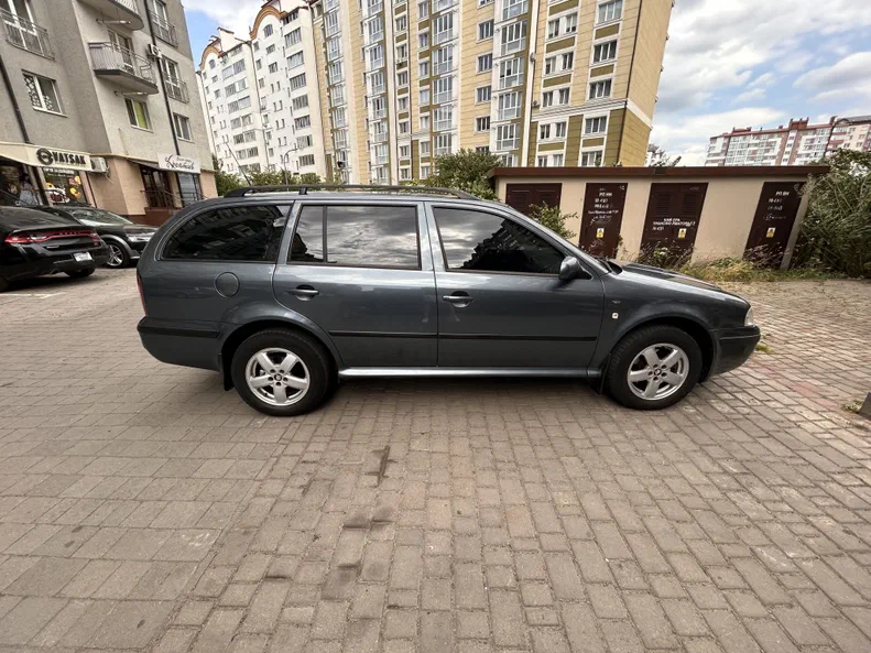 Skoda Octavia 2004 - 26