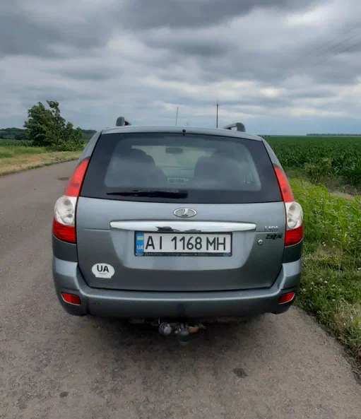 Lada (ВАЗ) Priora 2011 - 6