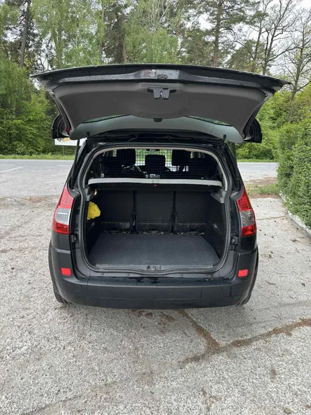 Renault Scenic 2008 - 9