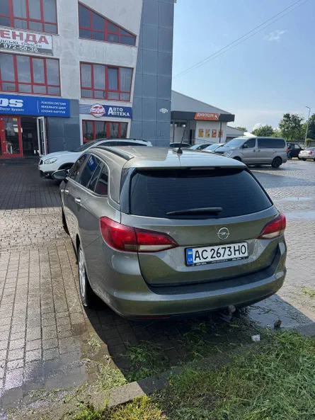 Opel Astra 2019 - 19
