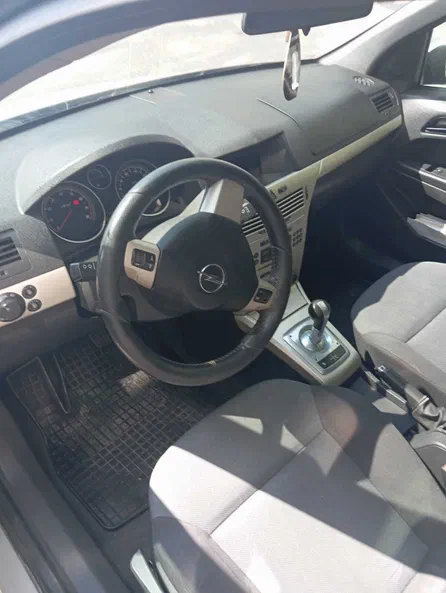 Opel Astra 2007