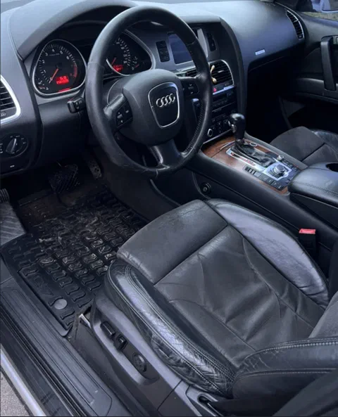 Audi Q7 2007 - 10