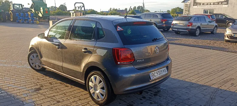 Volkswagen Polo 2010 - 8
