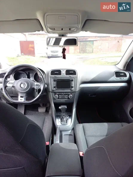 Volkswagen Golf 2011