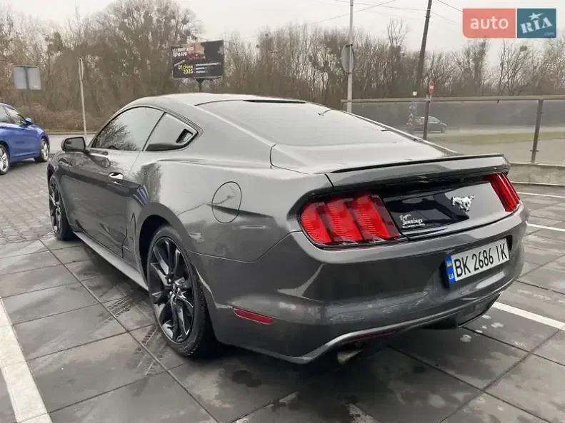 Ford Mustang 2017 - 11