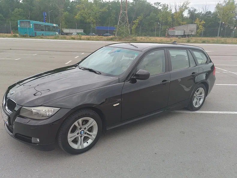 BMW 3 серія 2011 - 8