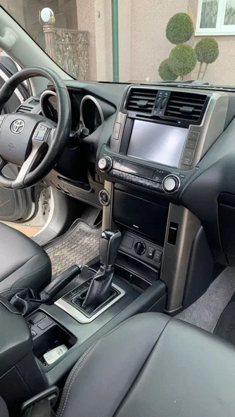 Toyota Land Cruiser 2013 - 12