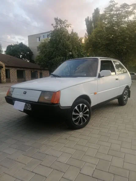 ЗАЗ 1102 «Таврия» 2004