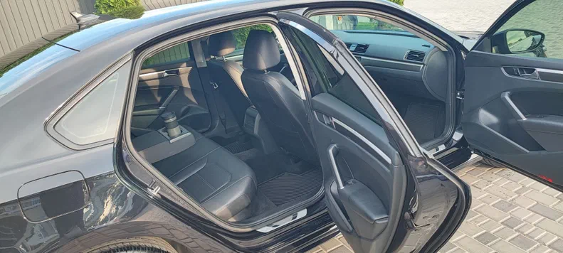 Volkswagen Passat 2018 - 18