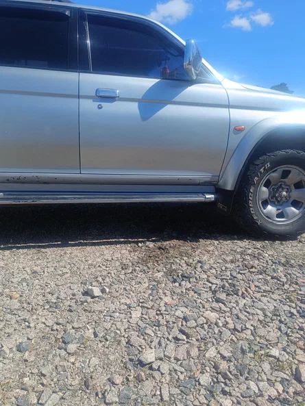 Mitsubishi Pajero 1999 - 8