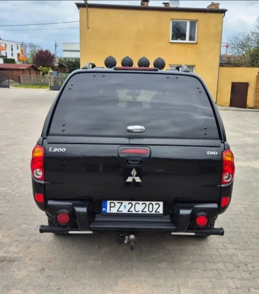 Mitsubishi L200 2007 - 8