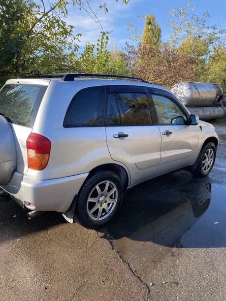 Toyota RAV4 2003