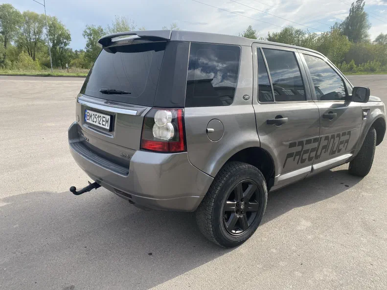 Land Rover Freelander 2011