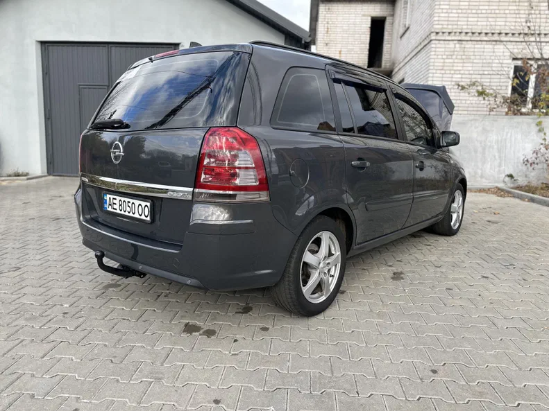 Opel Zafira 2013 - 29