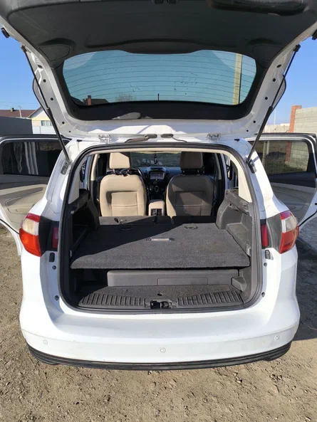 Ford C-MAX 2013 - 17