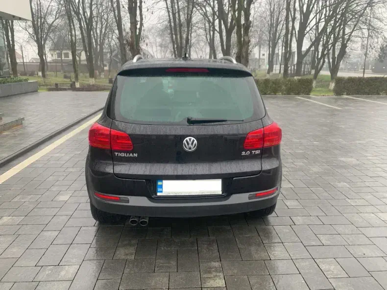 Volkswagen Tiguan 2012 - 5