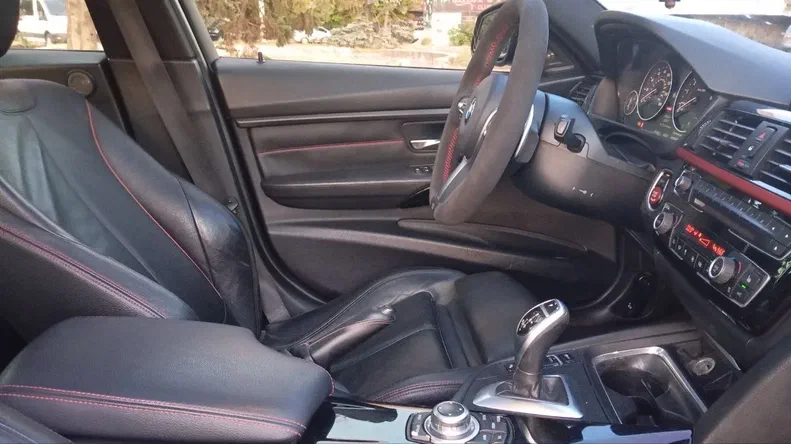 BMW 3 серія 2012 - 6