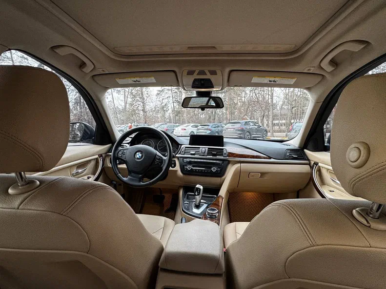 BMW 3 серія 2013 - 18