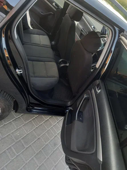 Volkswagen Golf 2009 - 8