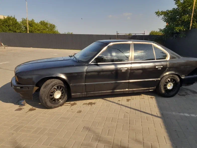 BMW 5 серія 1991 - 11