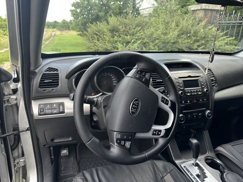 Kia Sorento 2012 - 12