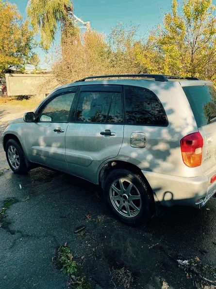 Toyota RAV4 2003