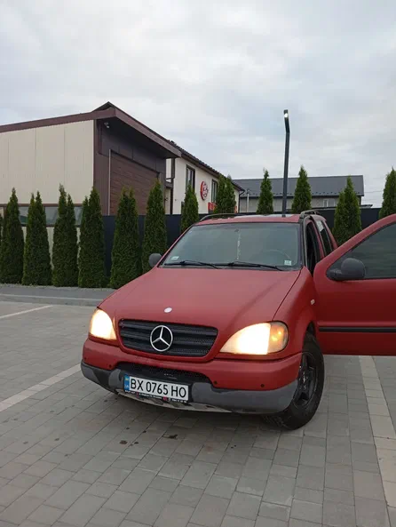 Mercedes-Benz M-Клас 1997 - 12