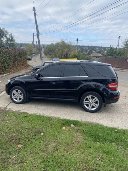 Mercedes-Benz M-Клас 2011 - 12