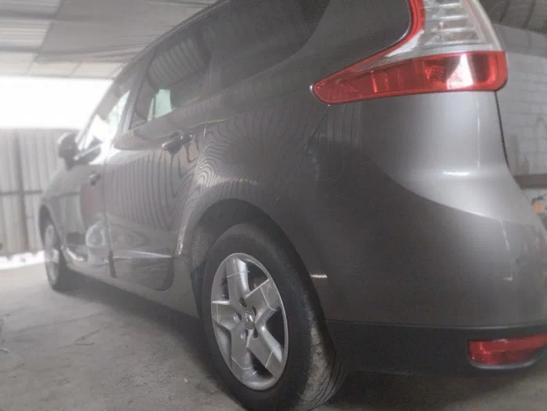 Renault Scenic 2014 - 12